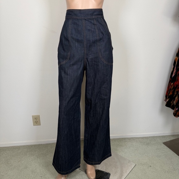 Denim - High waist wide leg vintage style jeans